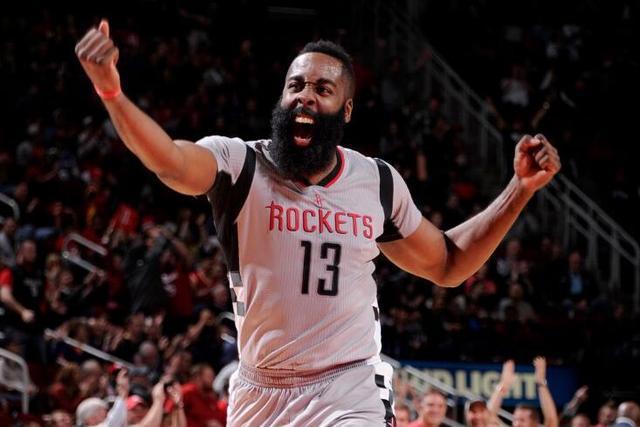 北控队宣布与廖三宁续约5年 与李玮颢续约3年